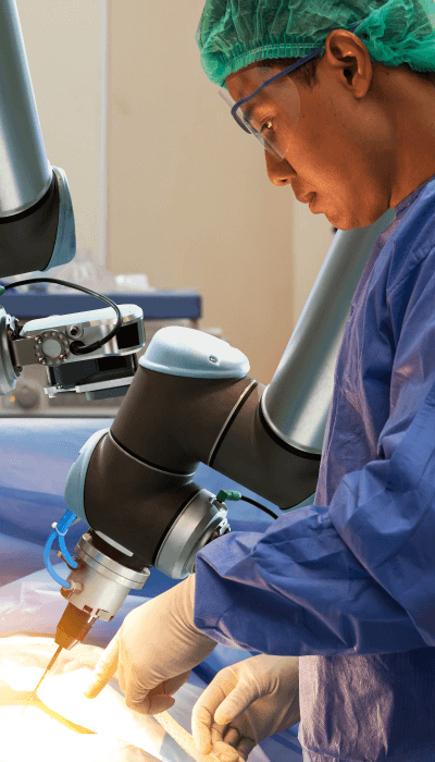 healthcare technology being used by surgeon in operating room